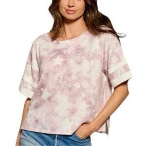 NWOT Promesa Light Pink Star Pattern Tee